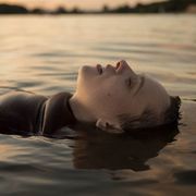 Een still uit de Netflix-serie Unorthodox.